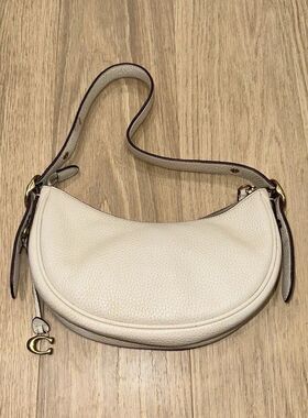 Coach Luna Shoulder Bag Chalk CC439 READ